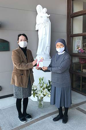 八代ナザレ園へ寄付金贈呈