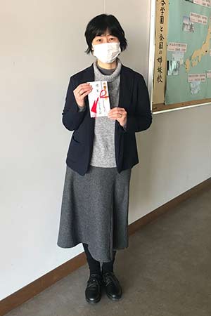 八代白百合学園高等学校へ助成金贈呈